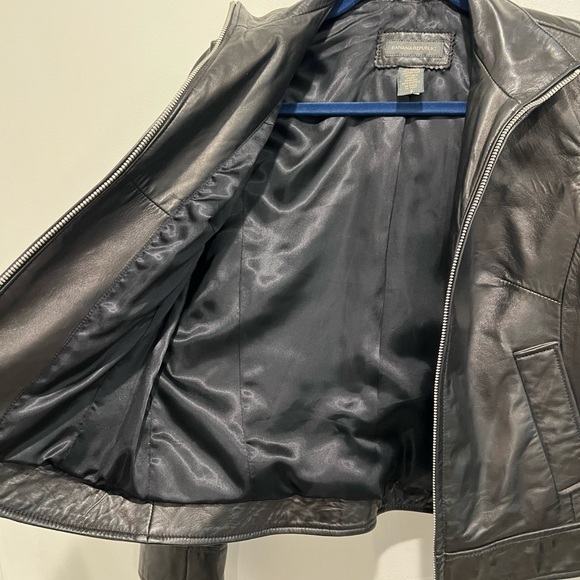 Banana Republic Black Leather Jacket Small - Picture 4 of 6